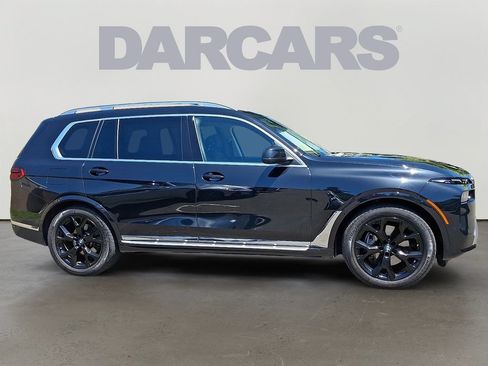 Used 2025 BMW X7 xDrive40i AWD/4WD image 7