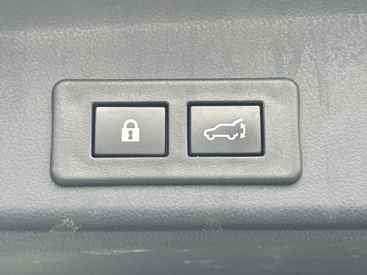 Used 2021 Subaru Ascent Limited w/ Technology Package AWD/4WD image 21