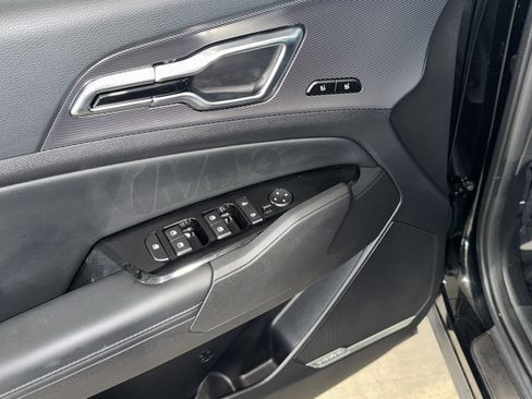 Used 2023 Kia Sportage SX Prestige image 18
