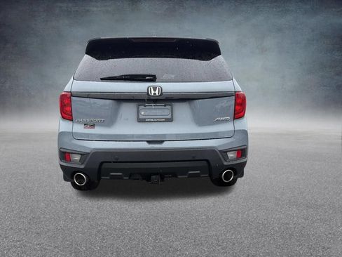 Used 2024 Honda Passport EX-L image 4