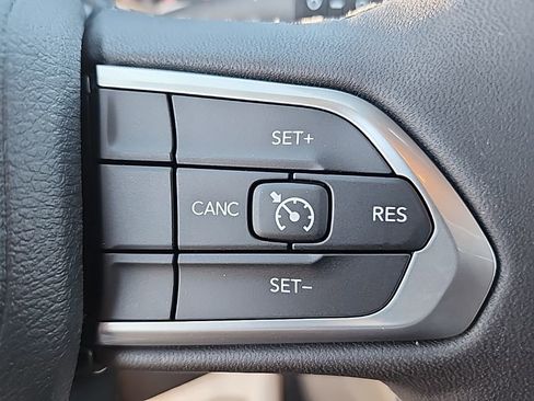 New 2026 Jeep Compass Latitude AWD/4WD image 6