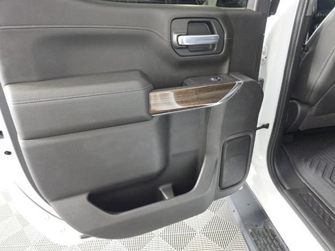 Used 2021 Chevrolet Silverado 1500 RST image 30