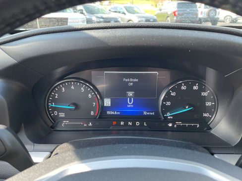 Used 2022 Ford Explorer XLT w/ Equipment Group 202A AWD/4WD image 20