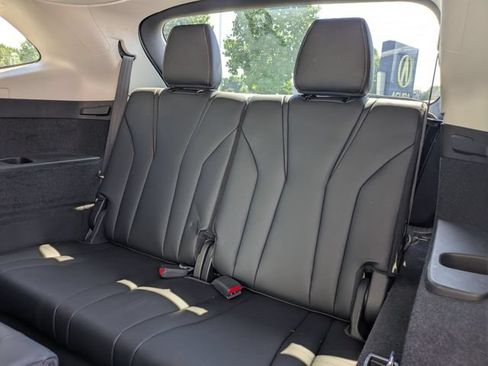 Certified 2022 Acura MDX w/ Technology Package FWD image 28