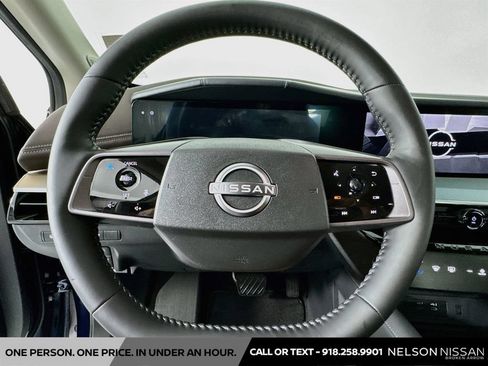 Certified 2025 Nissan Murano Platinum w/ Cargo Package AWD/4WD image 11