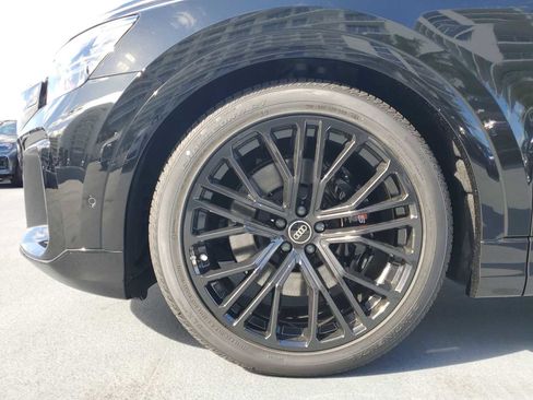 Certified 2025 Audi SQ8 Premium Plus image 10