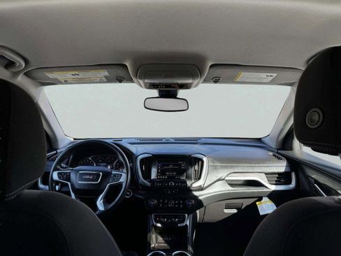 Used 2023 GMC Terrain SLE w/ Driver Convenience Package image 41