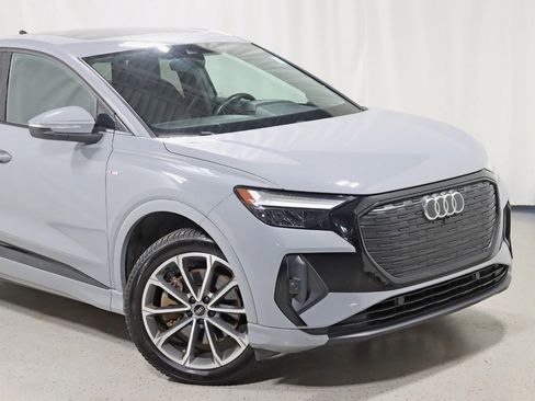 Used 2022 Audi Q4 e-tron Premium Plus image 2