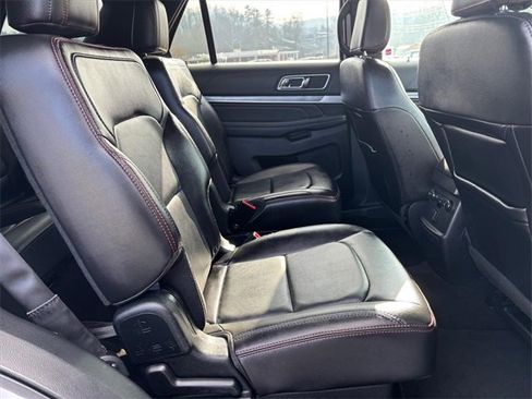 Used 2018 Ford Explorer Sport w/ Ford Safe & Smart Package image 15