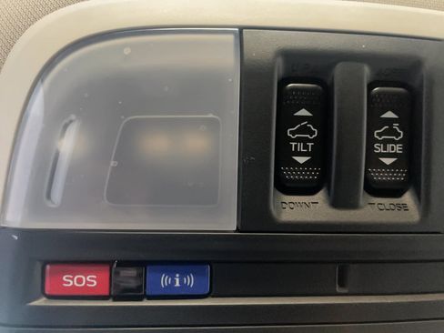 Used 2024 Subaru Impreza 2.0i Sport image 12