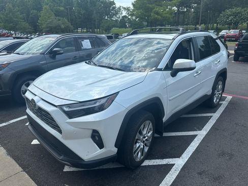 Used 2025 Toyota RAV4 Limited FWD image 2