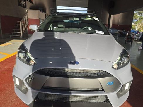 Used 2017 Ford Focus RS image 2
