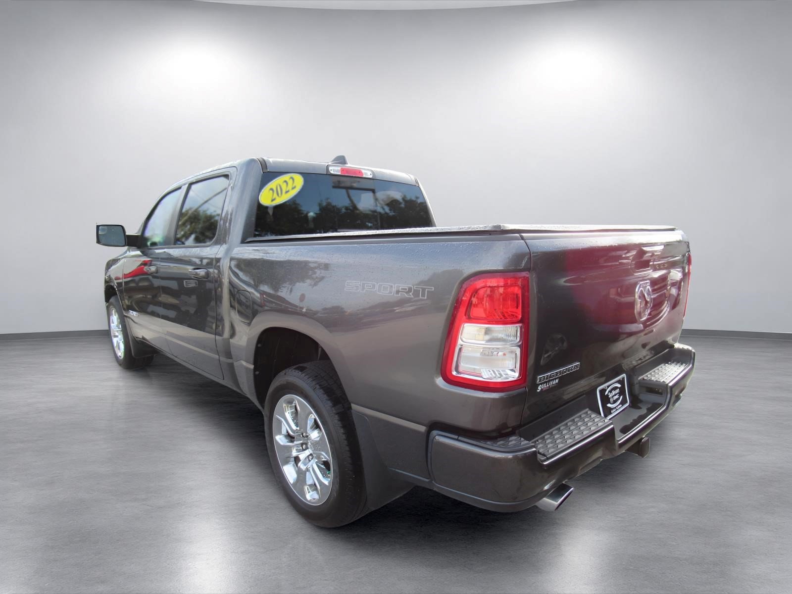 Used 2022 RAM 1500 Big Horn RWD image 5
