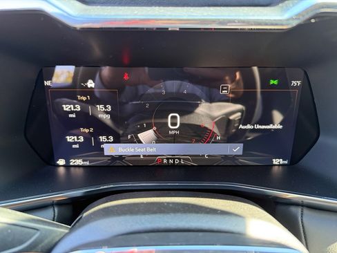 New 2025 GMC Canyon Elevation w/ Convenience Package image 23