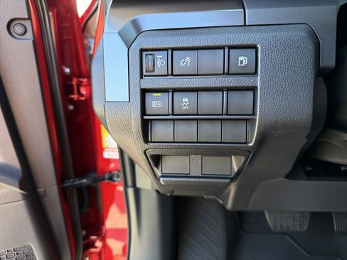 New 2026 Toyota 4Runner SR5 image 31