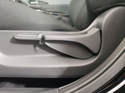 New 2026 Mitsubishi Eclipse Cross ES image 9