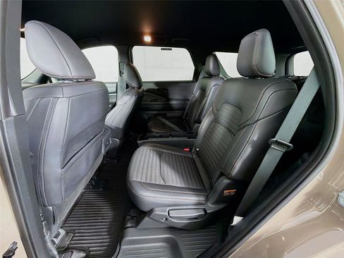 Used 2024 Nissan Pathfinder Rock Creek image 21