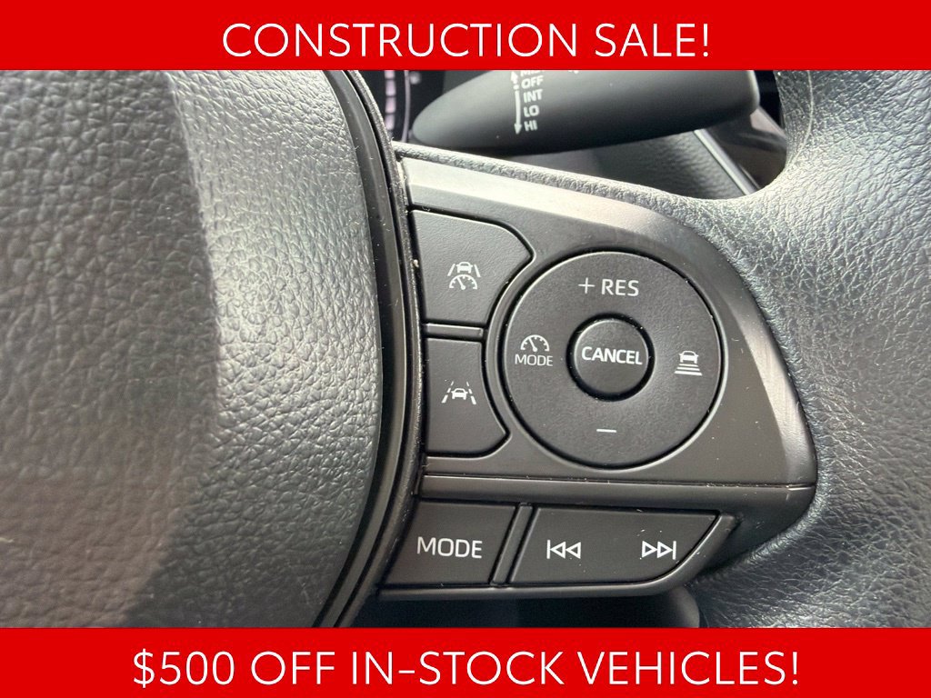 Used 2026 Toyota Corolla LE FWD image 13