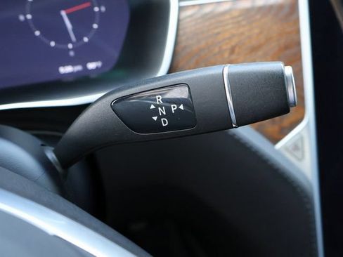 Used 2018 Tesla Model S 75D AWD/4WD image 30