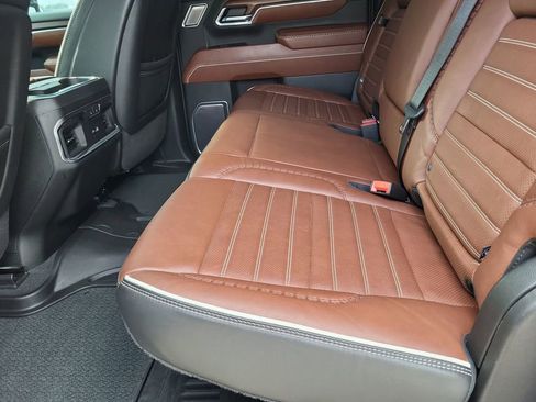 Used 2024 GMC Sierra 2500 Denali Ultimate image 24