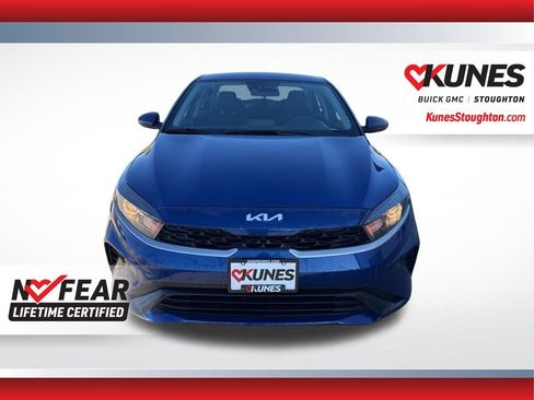 Used 2024 Kia Forte LXS image 3