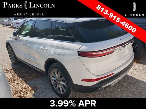Used 2022 Lincoln Corsair FWD w/ Premium Package image 10