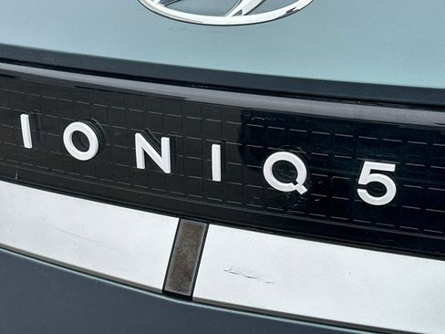 Used 2024 Hyundai Ioniq 5 SE RWD image 7