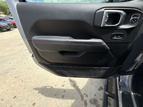 Used 2020 Jeep Wrangler Unlimited Rubicon AWD/4WD image 13