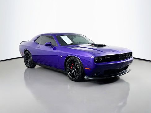 Used 2019 Dodge Challenger R/T Scat Pack w/ Shaker Package image 7