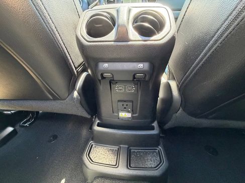 Used 2021 Jeep Wrangler Unlimited Sahara AWD/4WD image 34