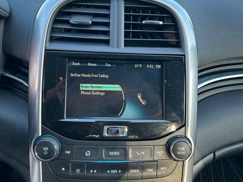 Used 2015 Chevrolet Malibu LT w/ Power Convenience Package FWD image 13