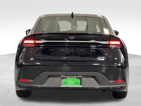 New 2026 Toyota Prius Plug-In Hybrid image 4