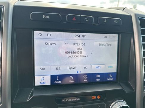 Used 2020 Ford F250 Platinum w/ FX4 Off-Road Package image 30