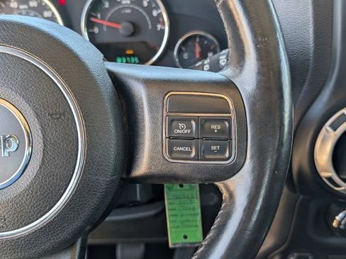 Used 2013 Jeep Wrangler Rubicon w/ Connectivity Group AWD/4WD image 25