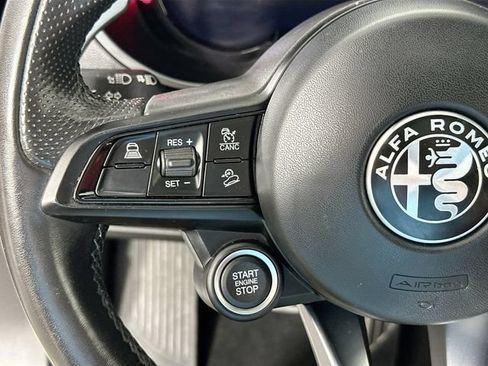 Used 2024 Alfa Romeo Stelvio Veloce AWD/4WD image 21
