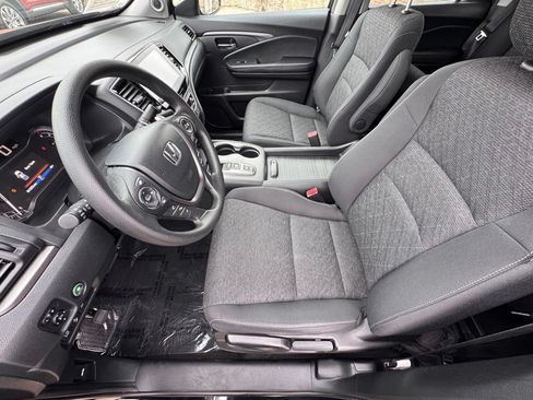 Used 2023 Honda Ridgeline Sport image 16