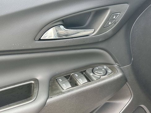 Certified 2024 Chevrolet Equinox LT w/ LPO, Floor Liner Package FWD image 15