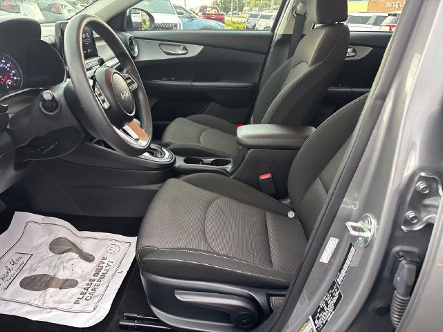 Used 2024 Kia Forte LXS FWD image 12