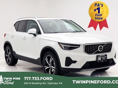 Used 2025 Volvo XC40 B5 Core