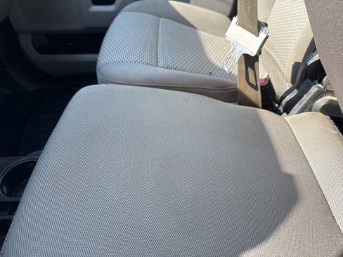 Used 2017 Ford F250 XLT image 38