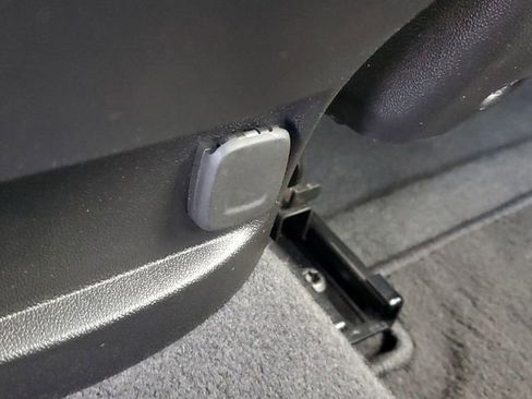 Used 2023 Chevrolet Malibu LT image 10