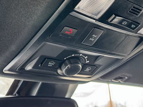 Used 2023 Toyota Tacoma TRD Off-Road image 26