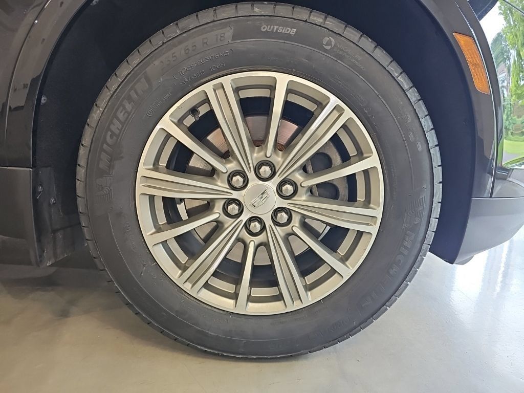 Used 2018 Cadillac XT5 Luxury w/ Driver Awareness Package AWD/4WD image 10