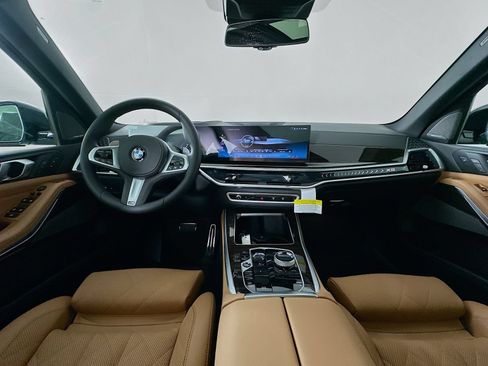 New 2026 BMW X5 xDrive40i w/ Executive Package AWD/4WD image 14