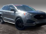 Used 2022 Ford Edge SE w/ Black Appearance Package image 3
