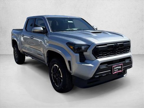 New 2026 Toyota Tacoma TRD Sport AWD/4WD image 3