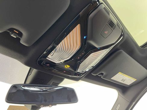 New 2026 BMW 330i Sedan w/ M Sport Package image 27