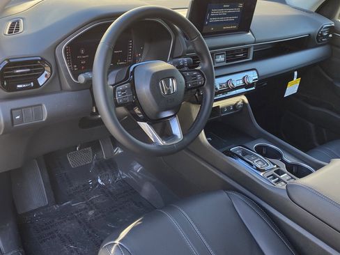 New 2026 Honda Pilot image 8