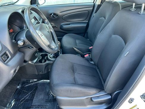 Used 2019 Nissan Versa SV FWD image 7