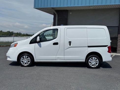 Used 2021 Nissan NV200 SV w/ Back Door Glass Package image 32